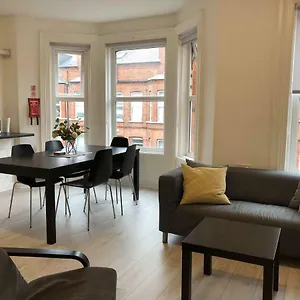 Apartment Wellesley Avenue, Belfast